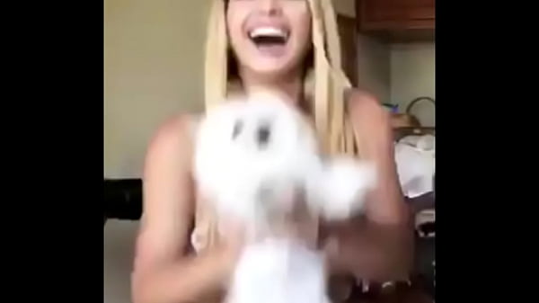 Flavia Laos – Alessandra Fuller Baile Sexy